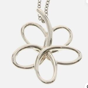 Tiffany Villa Paloma Flower Necklace, sterling silver